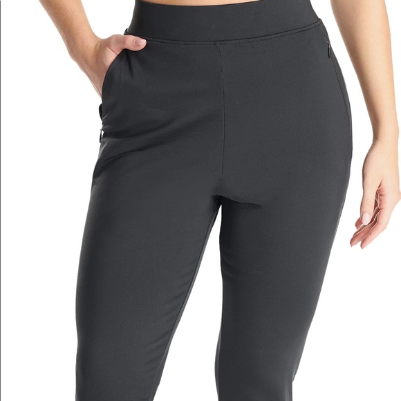 RYU Everywear Slim Pant - Picture 3 of 5